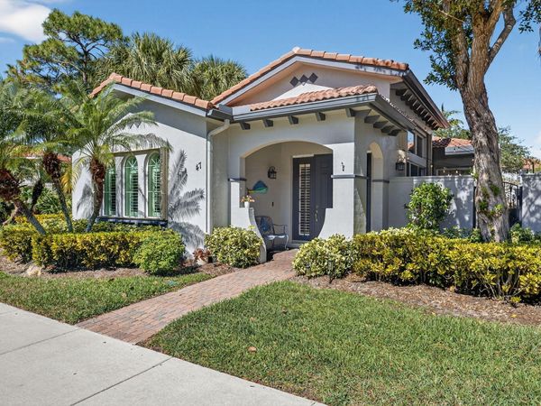 47 Stoney Drive, Palm Beach Gardens, FL 33410