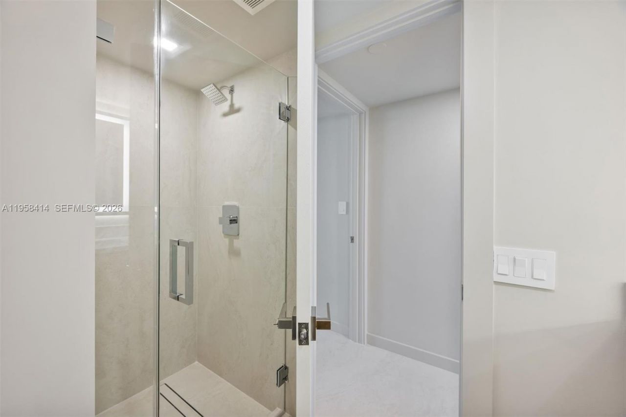 1541 Brickell Ave, Unit B3503, Miami, FL 33129 Photo