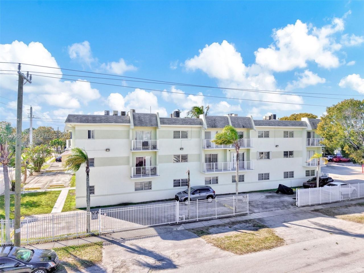 12890 NE 8th Ave, Unit 208, North Miami, FL 33161 Photo