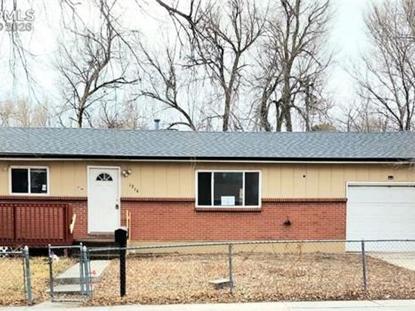 1214 Burnham Street, Colorado Springs, CO 80906