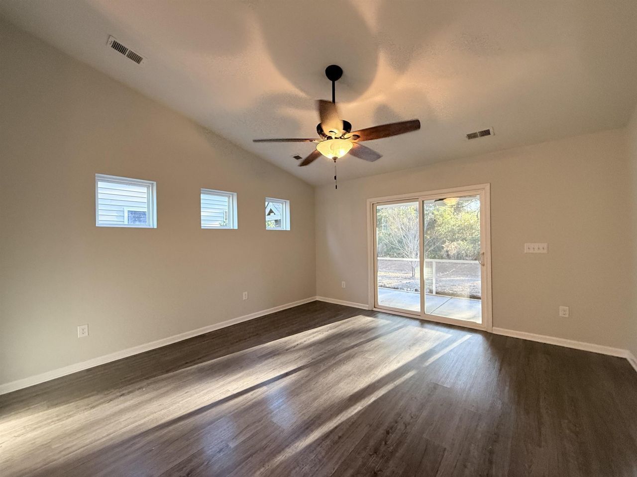 4348 Livorn Loop Photo 10