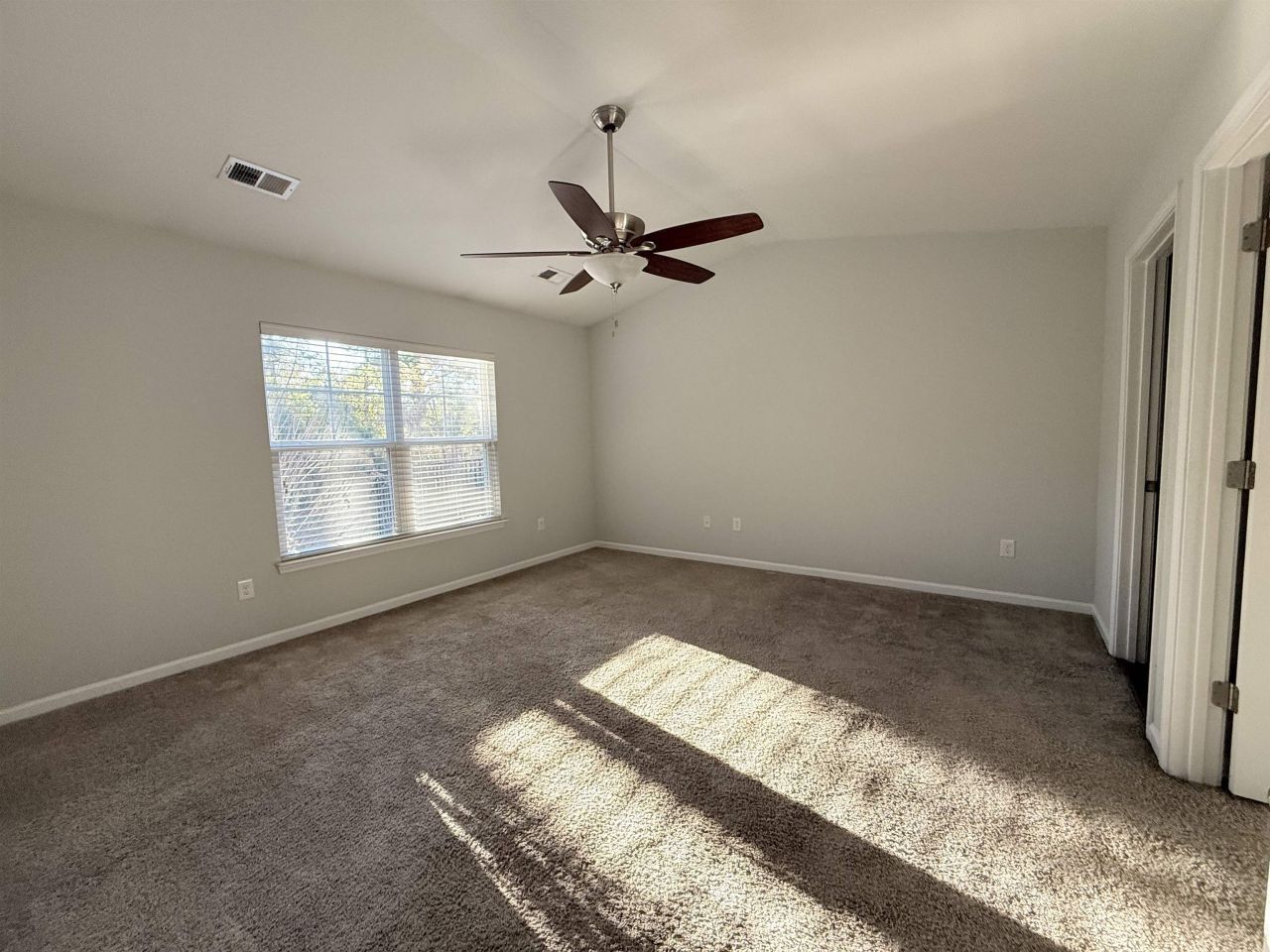 4348 Livorn Loop Photo 12