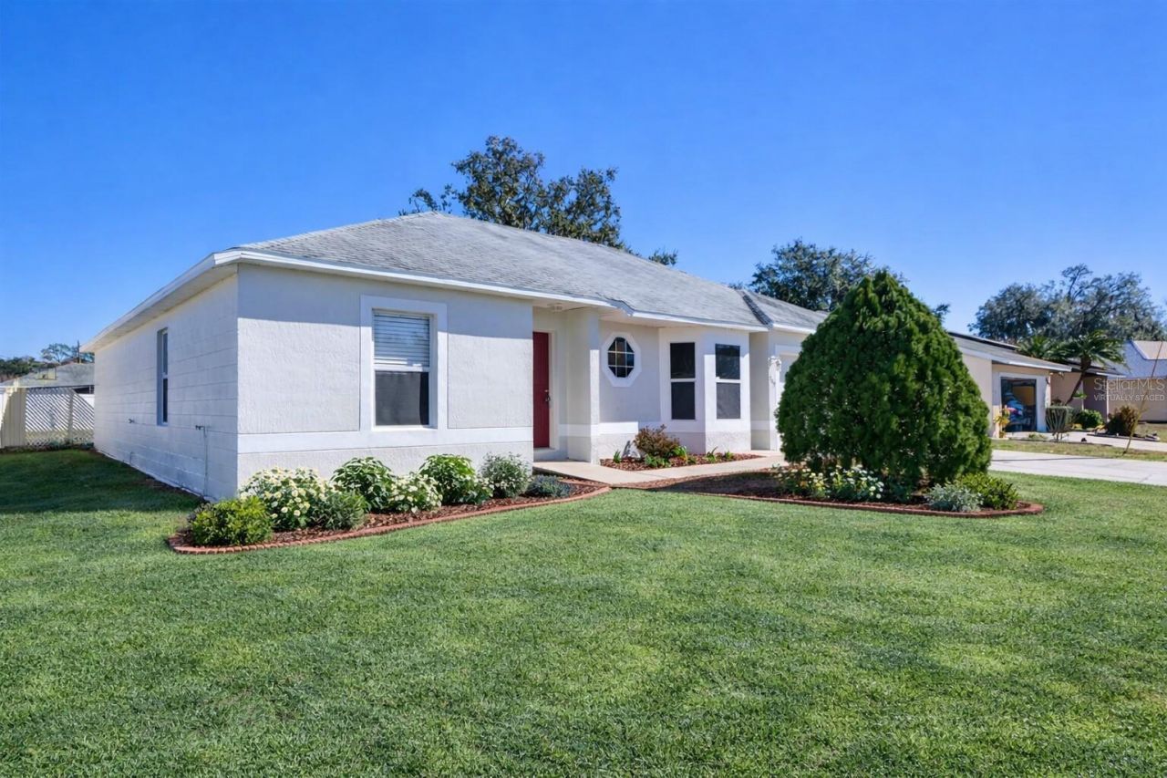 709 Del Prado Drive, Kissimmee, FL 34758 Main Photo