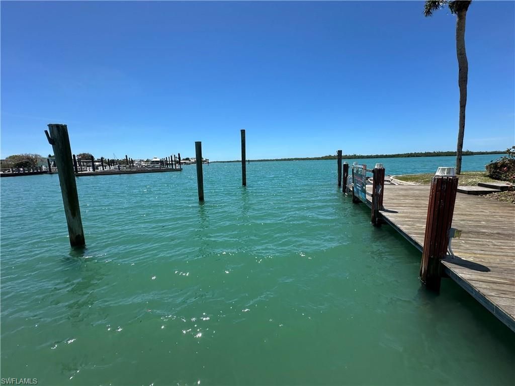 410 Cristobal St, Naples, FL 34113 Photo