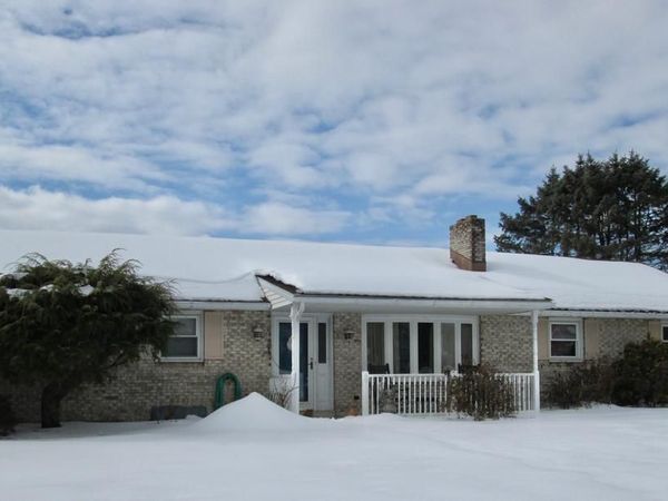 524 PRISON ROAD, LEESPORT, PA 19533