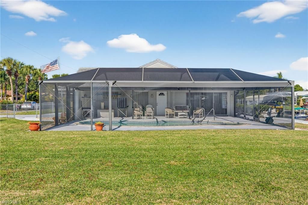 1818 Cherie Ln, North Fort Myers, FL 33917 Photo