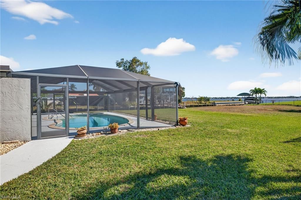 1818 Cherie Ln, North Fort Myers, FL 33917 Photo