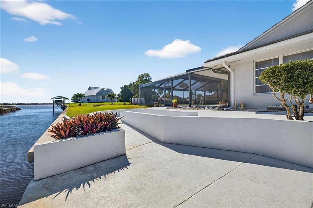 1818 Cherie Ln, North Fort Myers, FL 33917 Photo