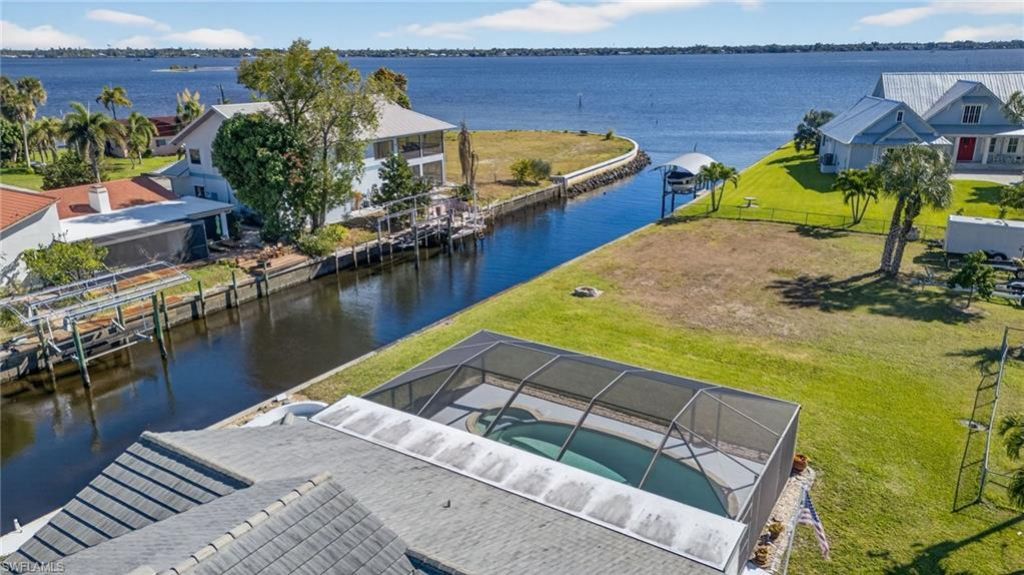 1818 Cherie Ln, North Fort Myers, FL 33917 Photo