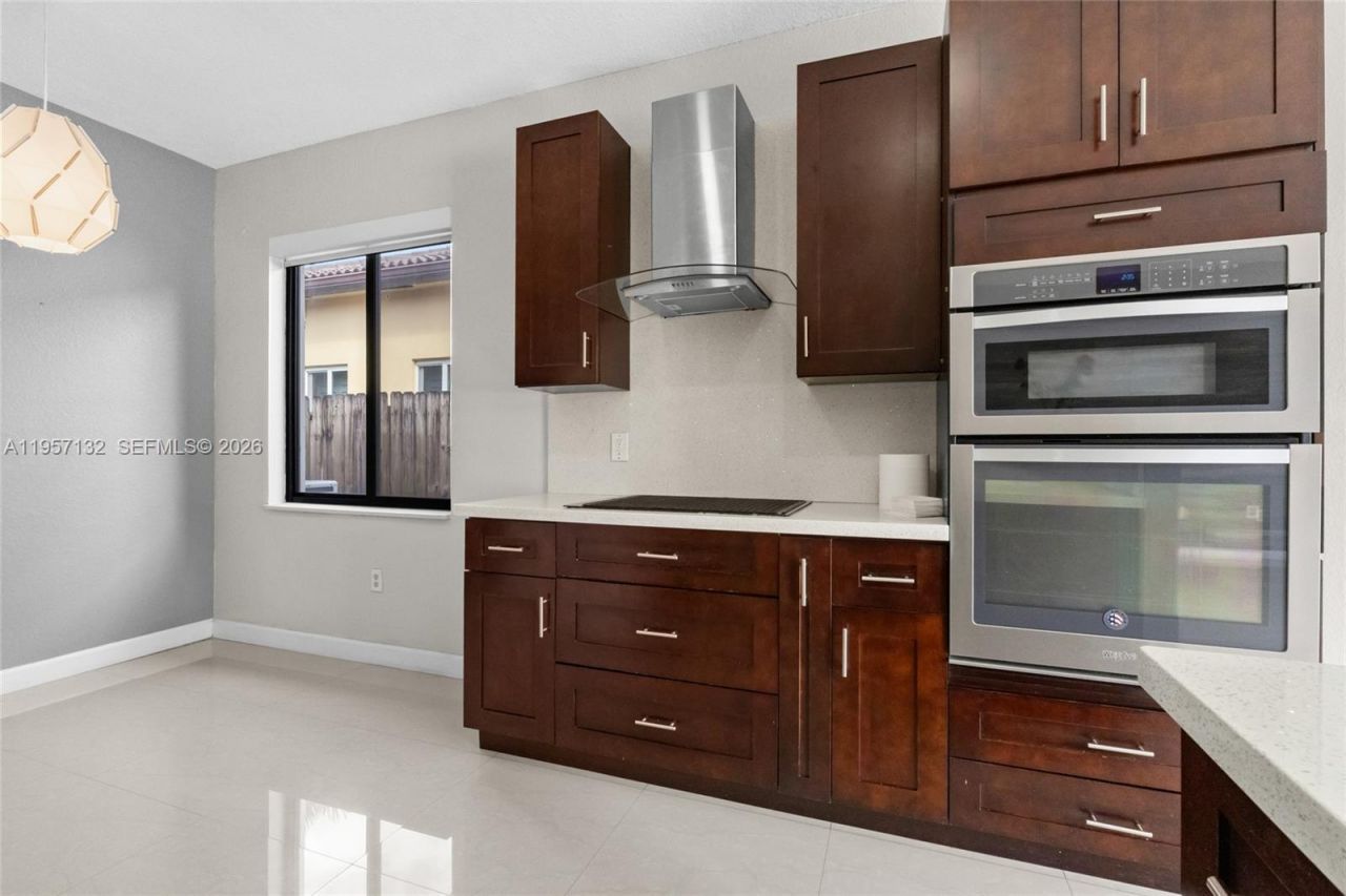 3924 NE 15th St, Homestead, FL 33033 Photo