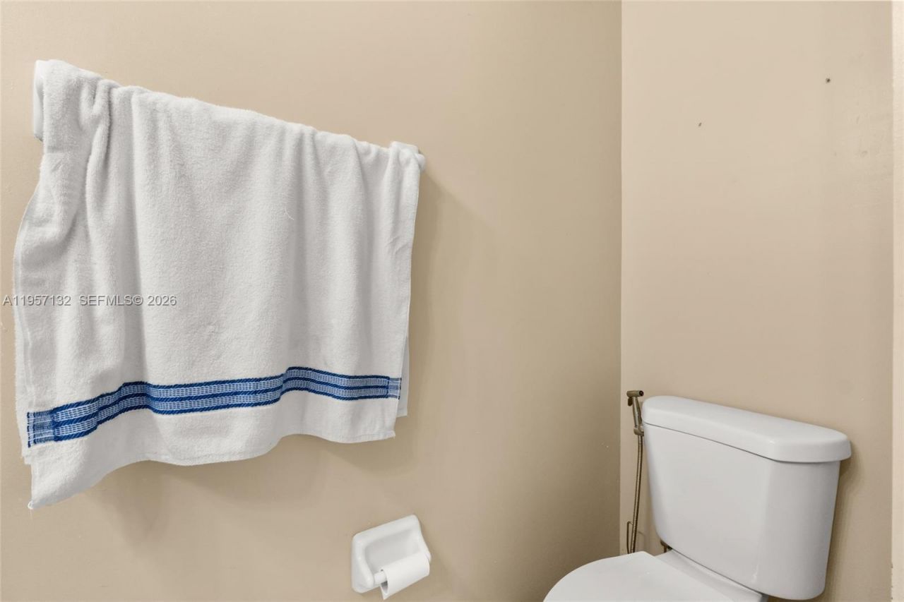 3924 NE 15th St, Homestead, FL 33033 Photo