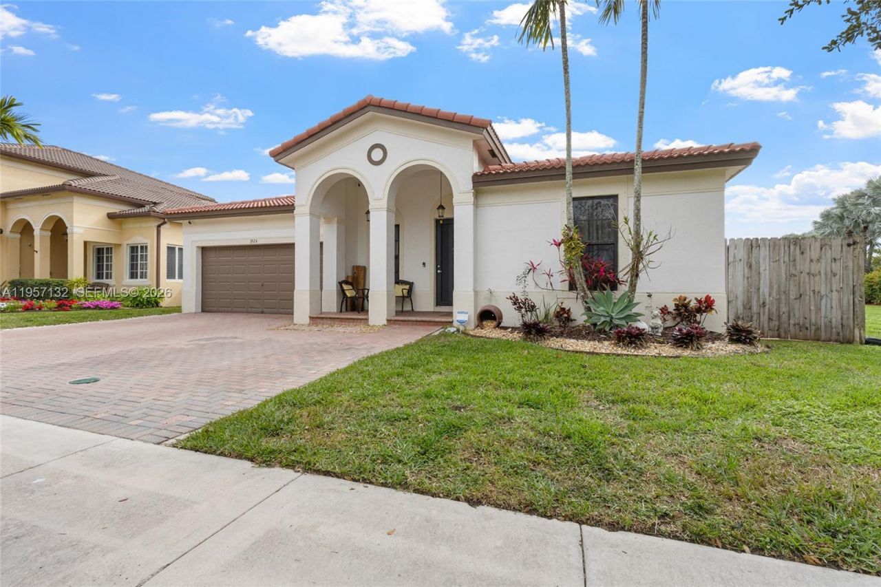 3924 NE 15th St, Homestead, FL 33033 Photo