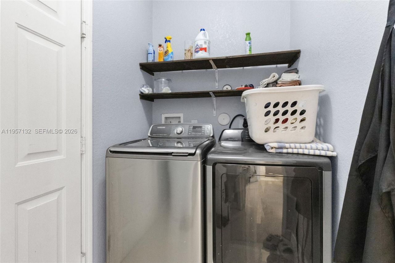 3924 NE 15th St, Homestead, FL 33033 Photo