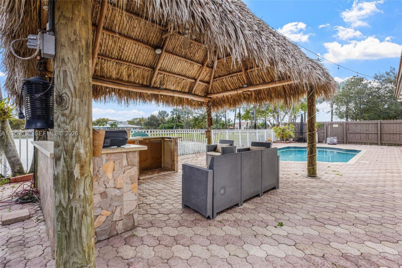 3924 NE 15th St, Homestead, FL 33033 Photo