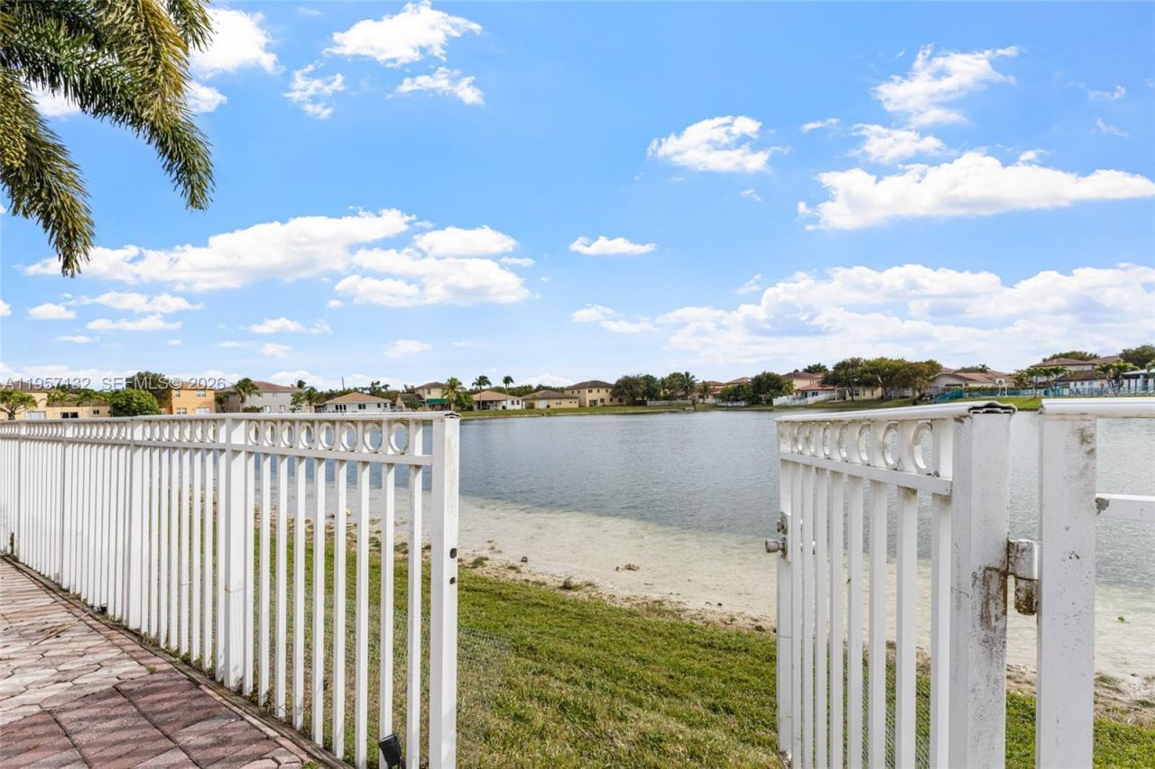 3924 NE 15th St, Homestead, FL 33033 Photo