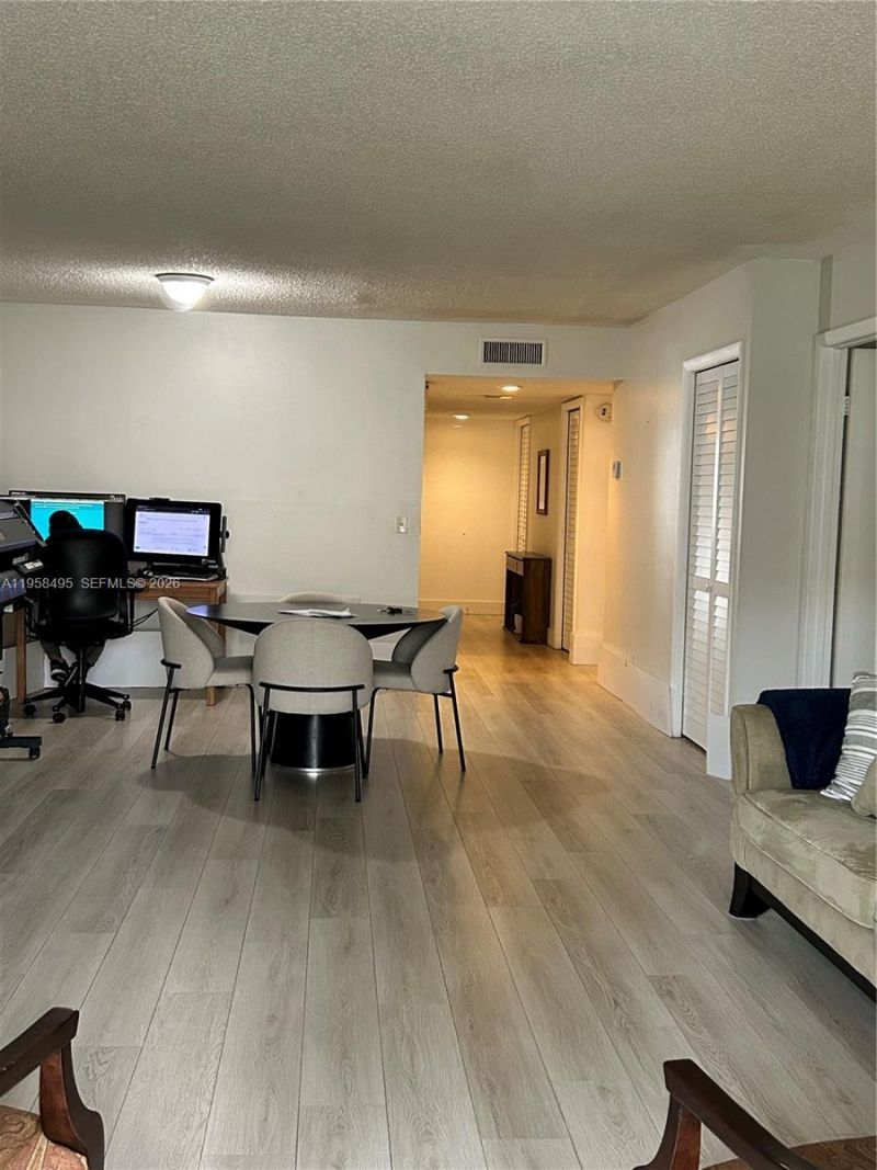 16441 Blatt Blvd, Unit 102, Weston, FL 33326 Photo