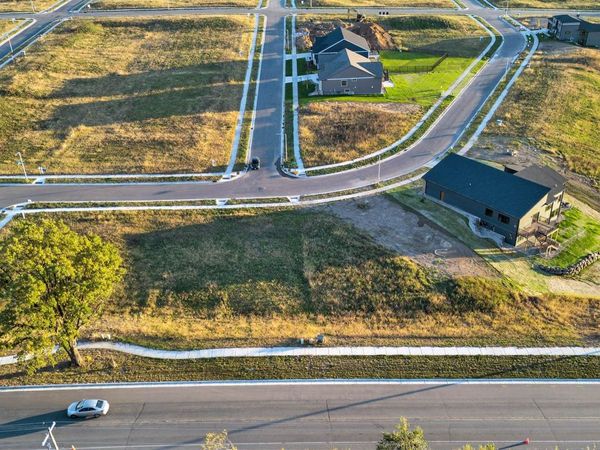 680 Clear Pond Way, Verona, WI 53593