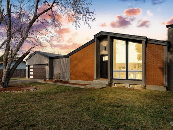 8020 Hummel Dr, Boise, ID 83709