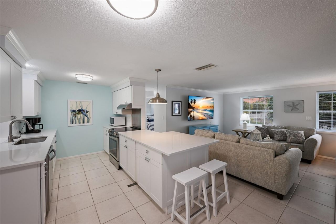 120 Maple Avenue, Anna Maria, FL 34216 Photo