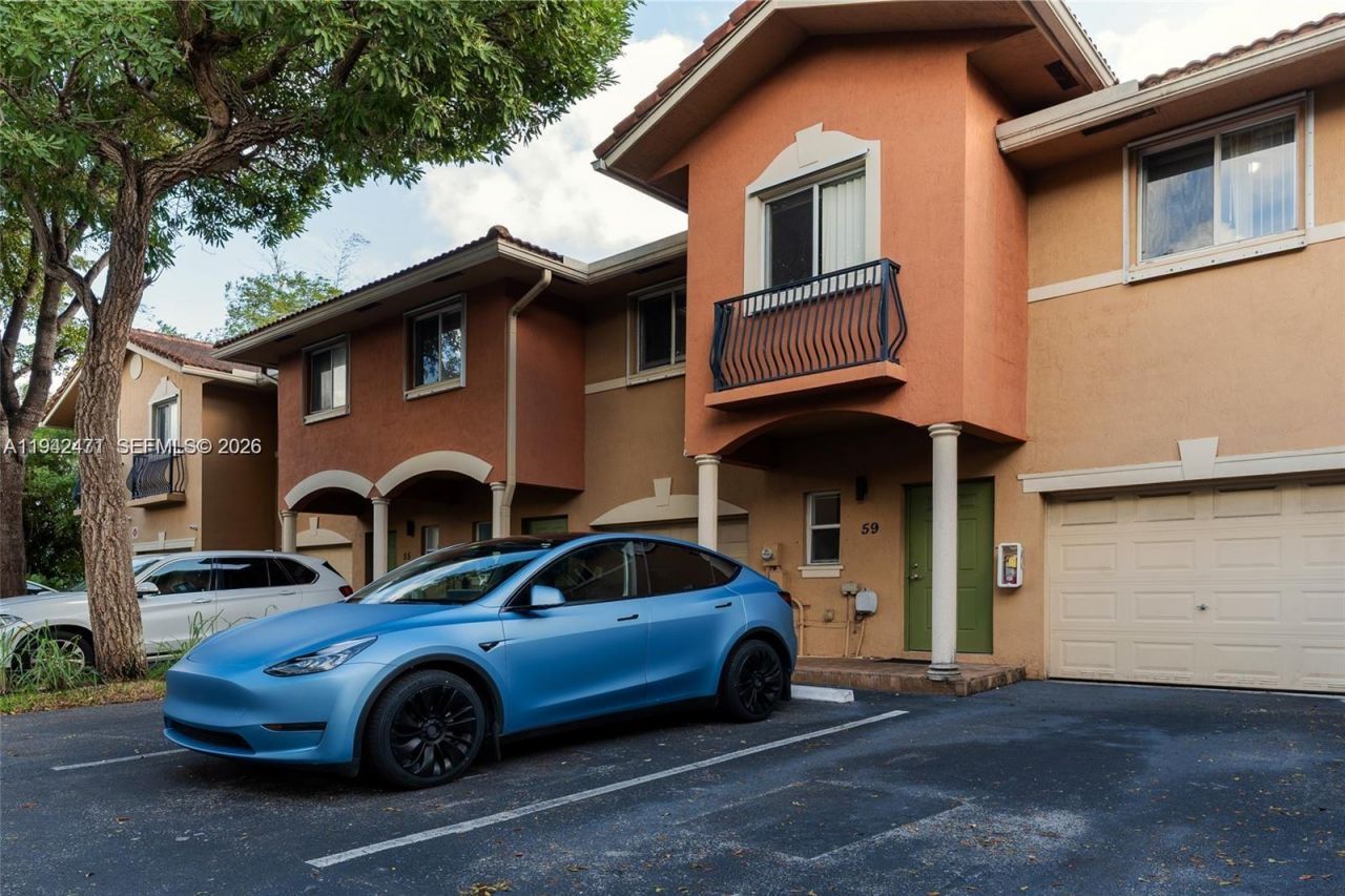 59 SE 3rd Ave, Unit 59, Hallandale Beach, FL 33009 Photo