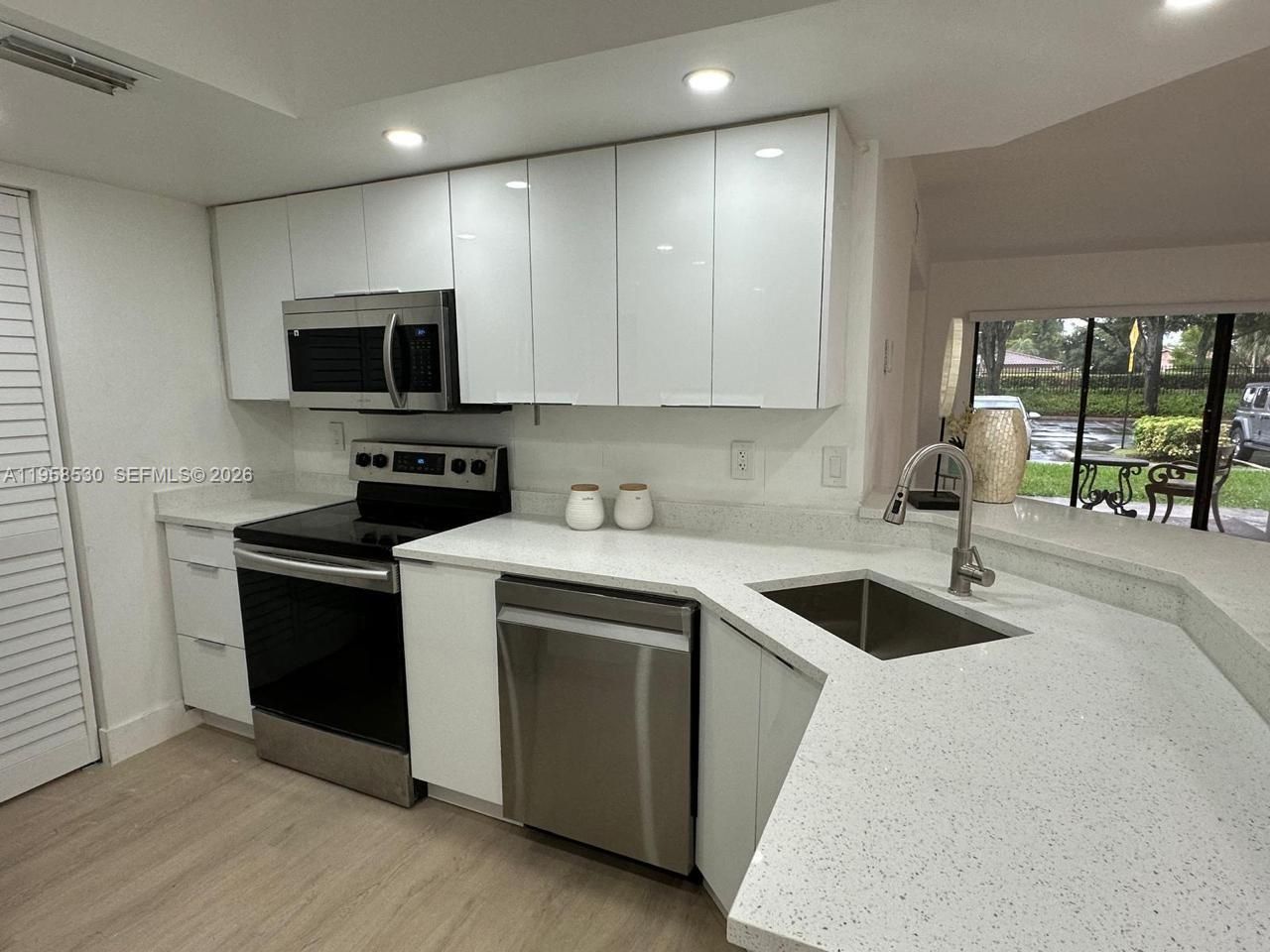 9166 W Atlantic Blvd, Unit 1615, Coral Springs, FL 33071 Photo