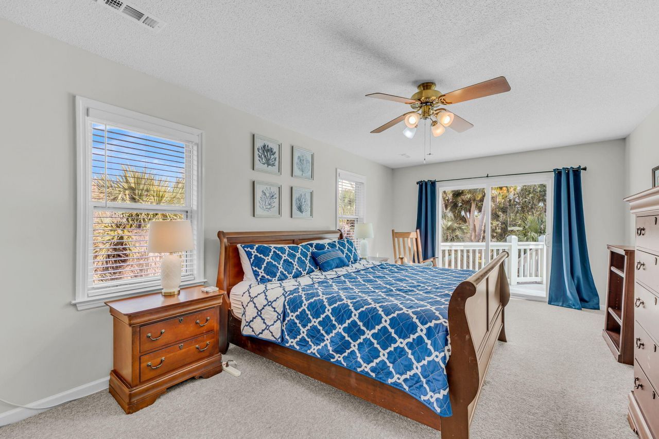 512 Pompano Street Photo 16