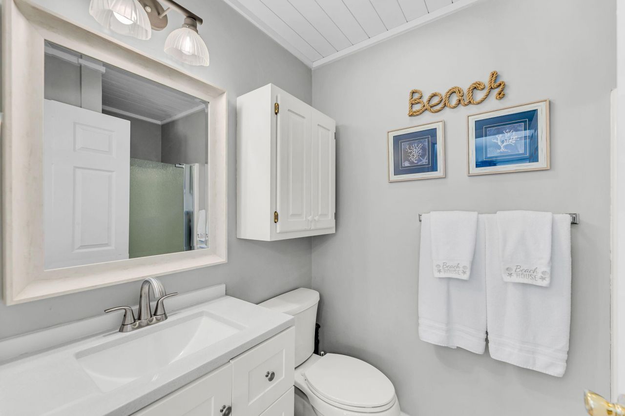 512 Pompano Street Photo 21