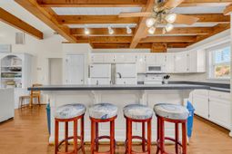 512 Pompano Street photo 4