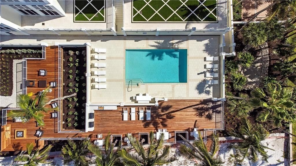 3377 Gulf Shore Blvd N, Unit 2A, Naples, FL 34103 Photo