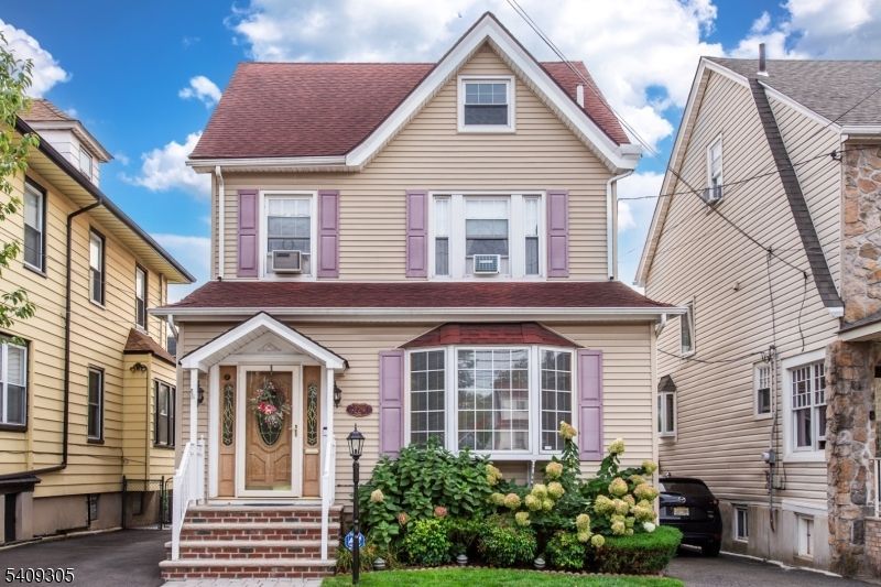 229 77th St, North Bergen, NJ 07047 Main Photo