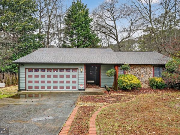 1056 Park Forest Trail NW, Lilburn, GA 30047