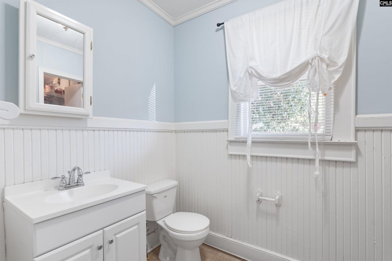 110 N Lake Drive Photo 7