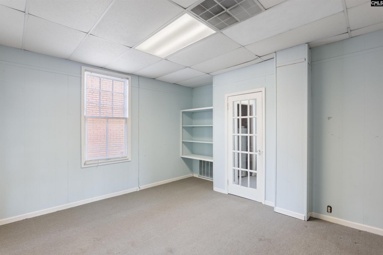 110 N Lake Drive Photo 8