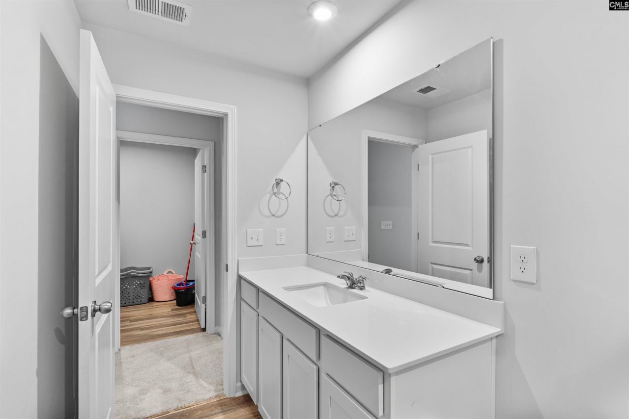 155 Grand Arbor Drive  Photo 27