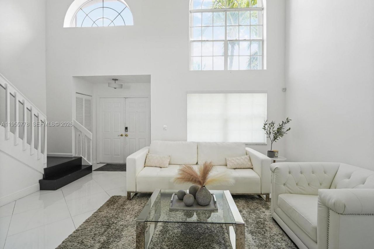 1421 NW 129th Ave, Sunrise, FL 33323 Photo