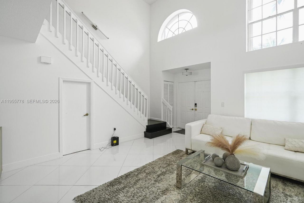 1421 NW 129th Ave, Sunrise, FL 33323 Photo