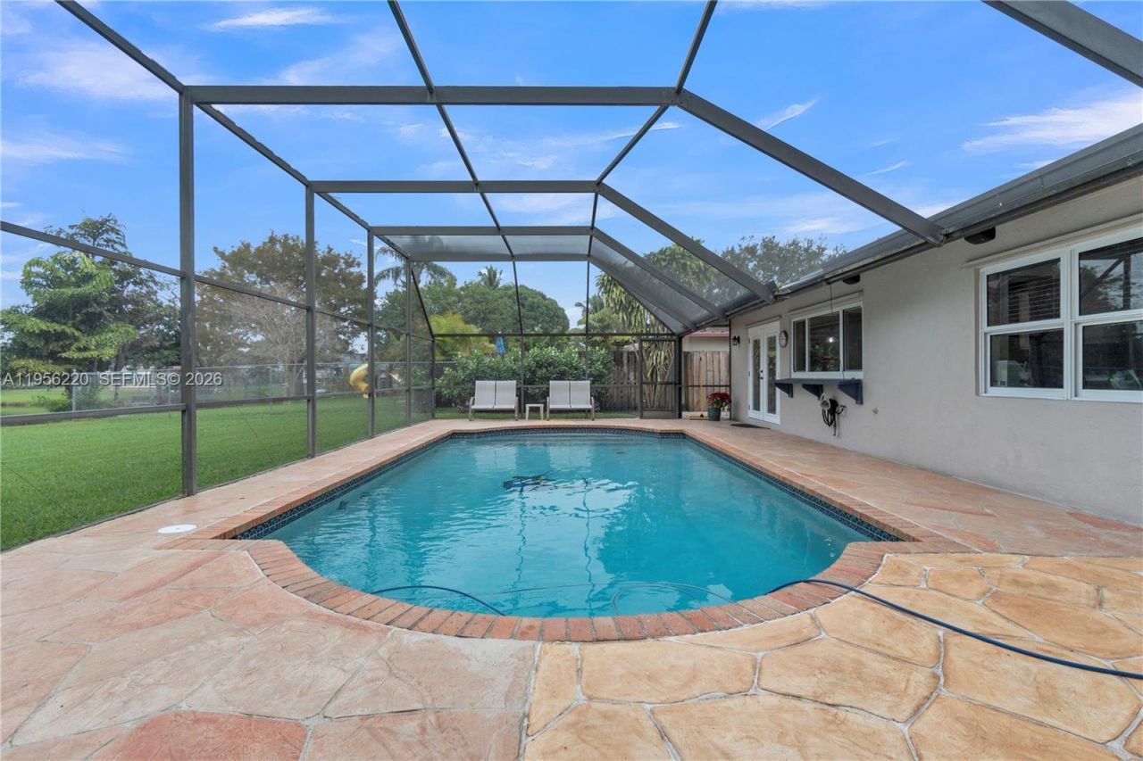 12541 SW 11th Ct, Davie, FL 33325 Photo