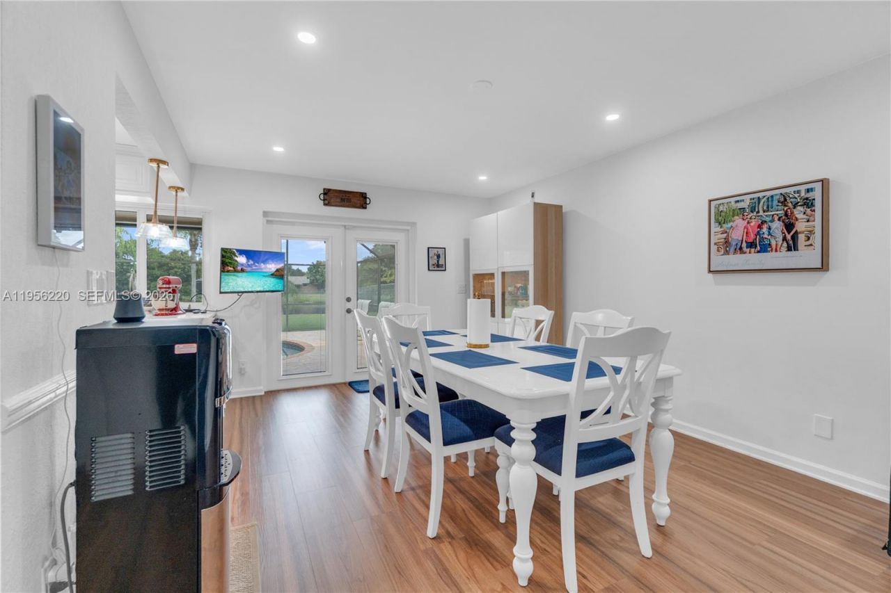 12541 SW 11th Ct, Davie, FL 33325 Photo