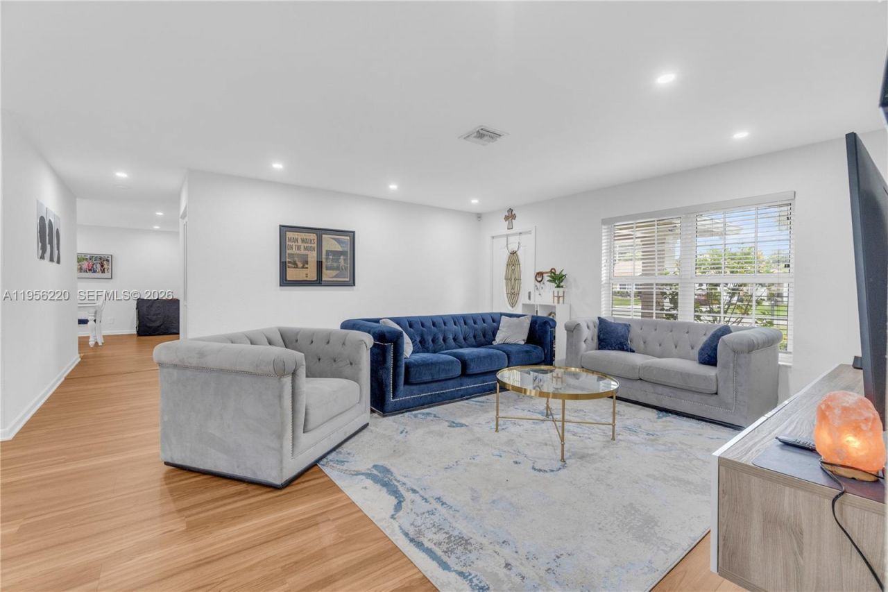 12541 SW 11th Ct, Davie, FL 33325 Photo