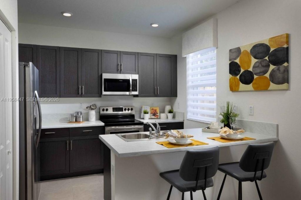 1070 SE 26th Ter , Homestead, FL 33035 Photo