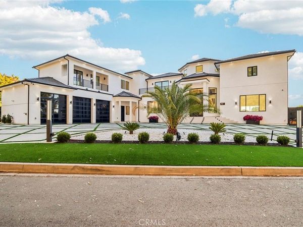 10511 Mary Bell Avenue, Shadow Hills, CA 91040