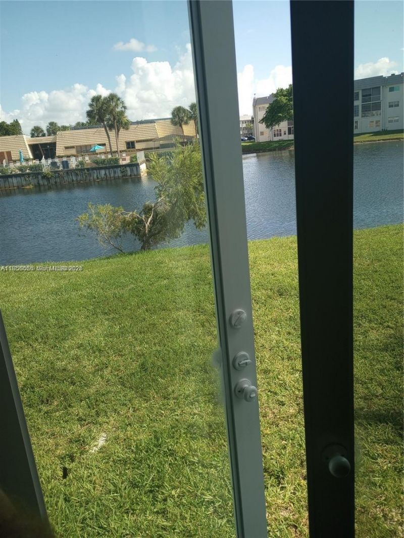 8130 Sunrise Lakes Blvd , Unit 107, Sunrise, FL 33322 Photo