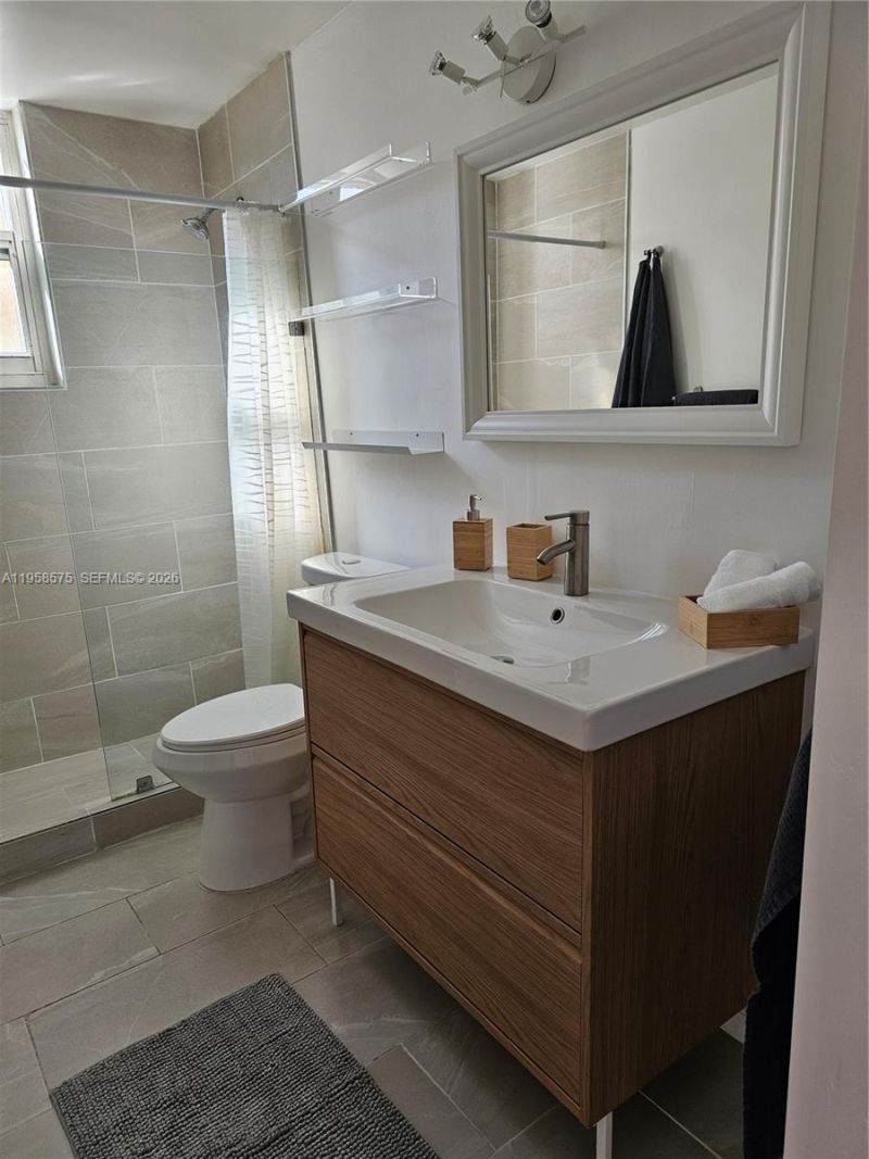 622 15th St, Unit 3, Miami Beach, FL 33139 Photo