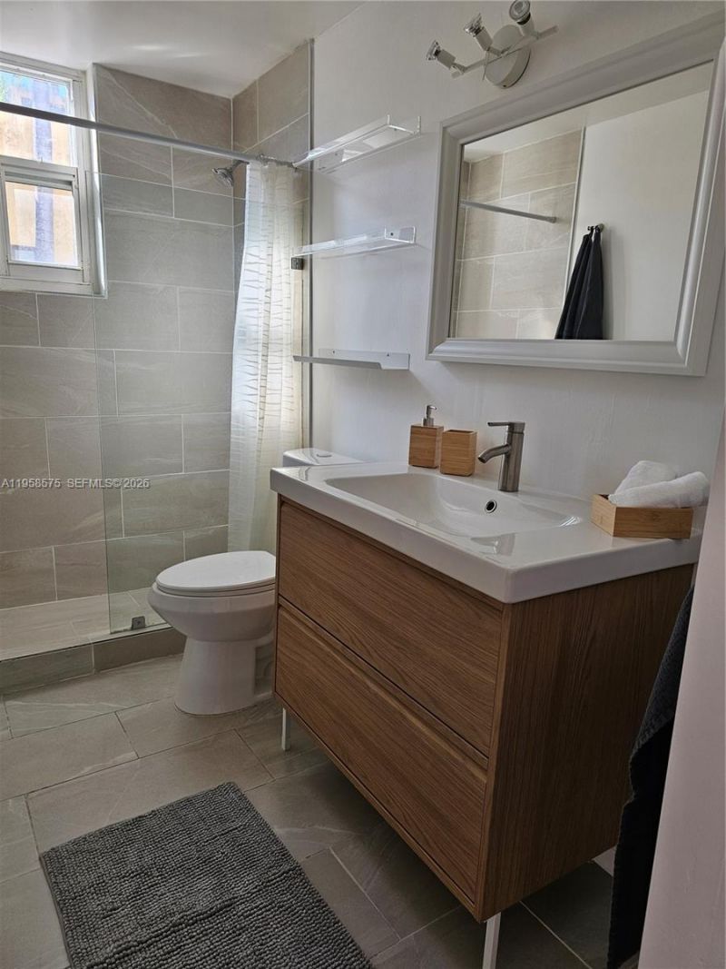 622 15th St, Unit 3, Miami Beach, FL 33139 Photo