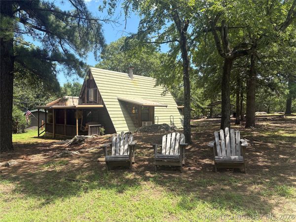 979 County Line Road, Eufaula, OK 74432