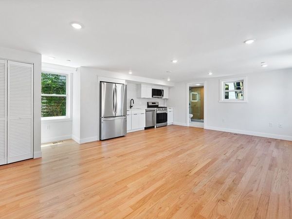 290 Washington, Unit A, Marblehead, MA 01945