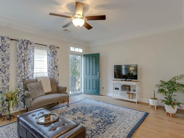 8662 Gauphin Pl, Nashville, TN 37211