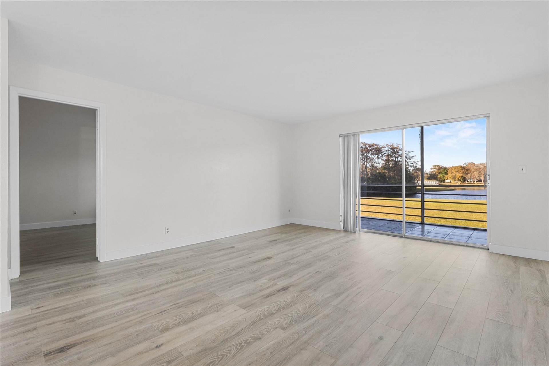 8205 NW 61st Street, Unit 218, Tamarac, FL 33321 Photo