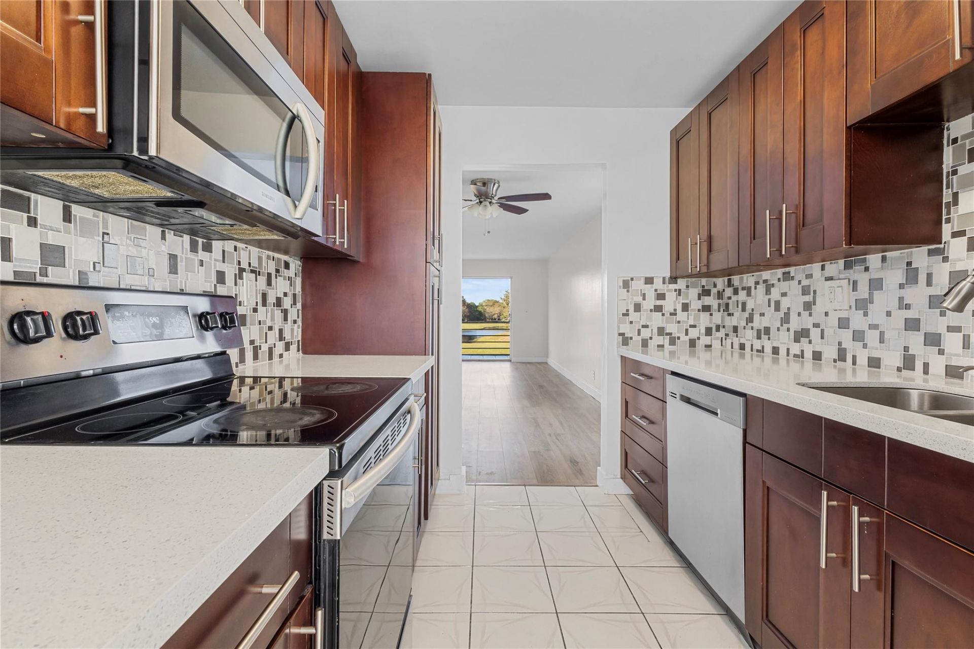 8205 NW 61st Street, Unit 218, Tamarac, FL 33321 Photo