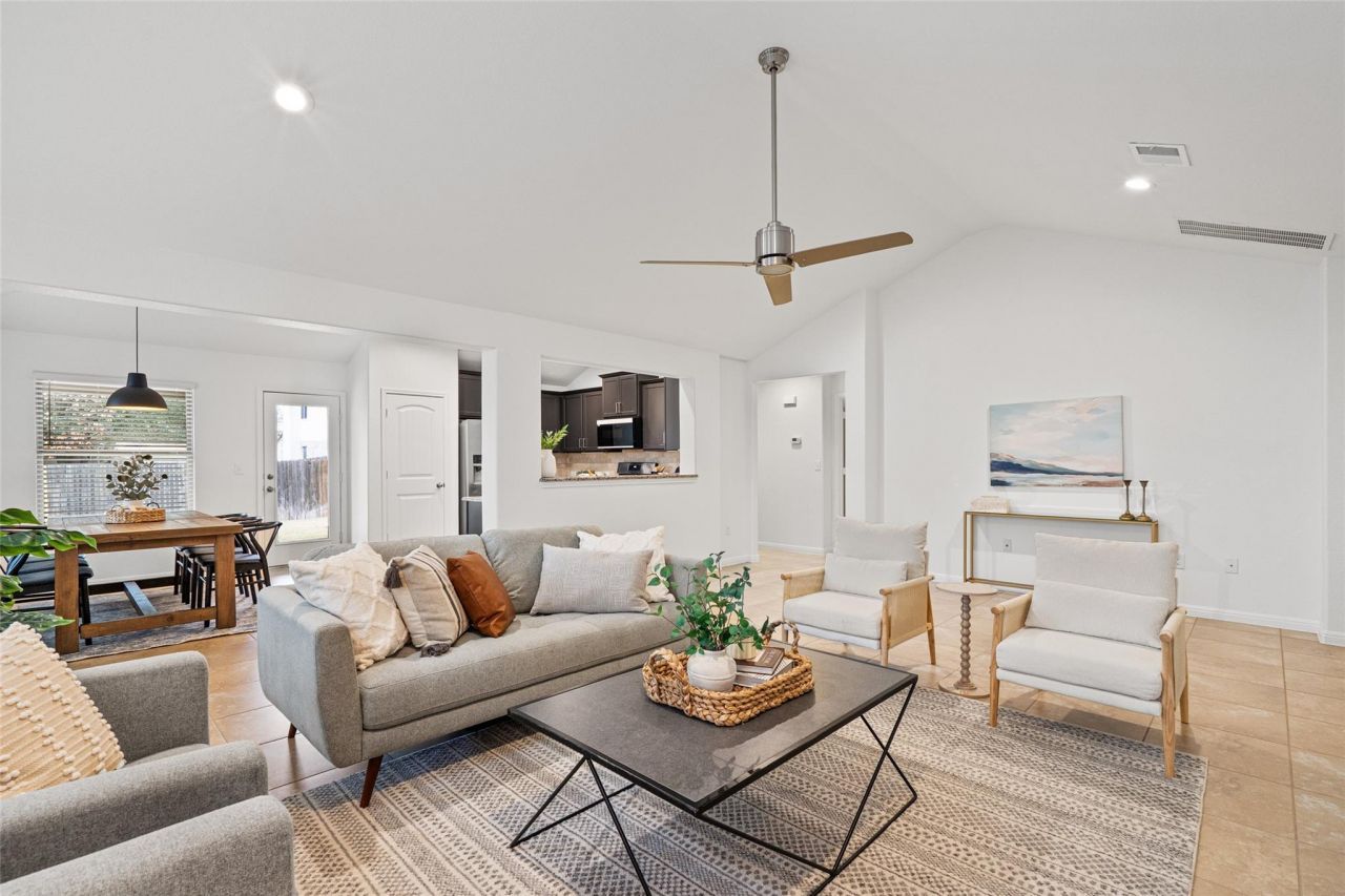 705 Schefer St, Leander, TX 78641 Main Photo